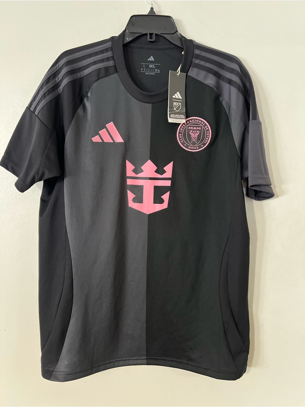 adidas Black & Pink Inter Miami Training Jersey SZ L